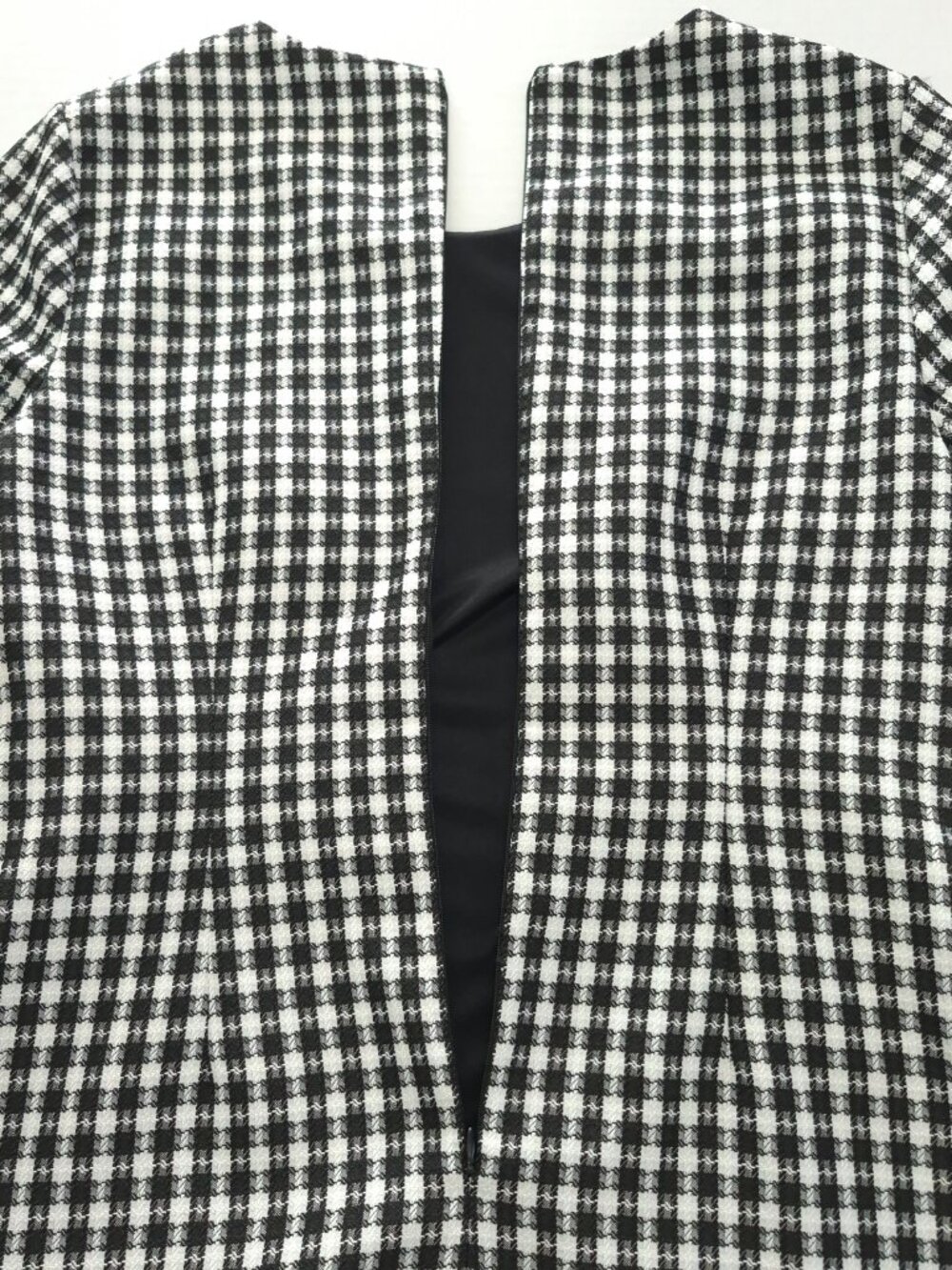 Tahari Dress 10 Women Black White Gingham Plaid Fringe Tweed Shift Mini Short - Picture 9 of 14